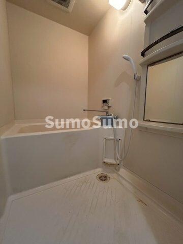 物件内観写真9　(日々の暮らしに欠かせないお風呂です)