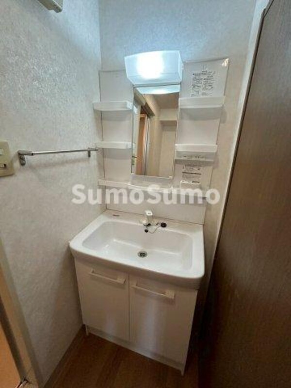 洗面・脱衣所(脱衣スペースもあります)