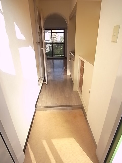 物件内観写真3　(毎日通る玄関はこちらです)