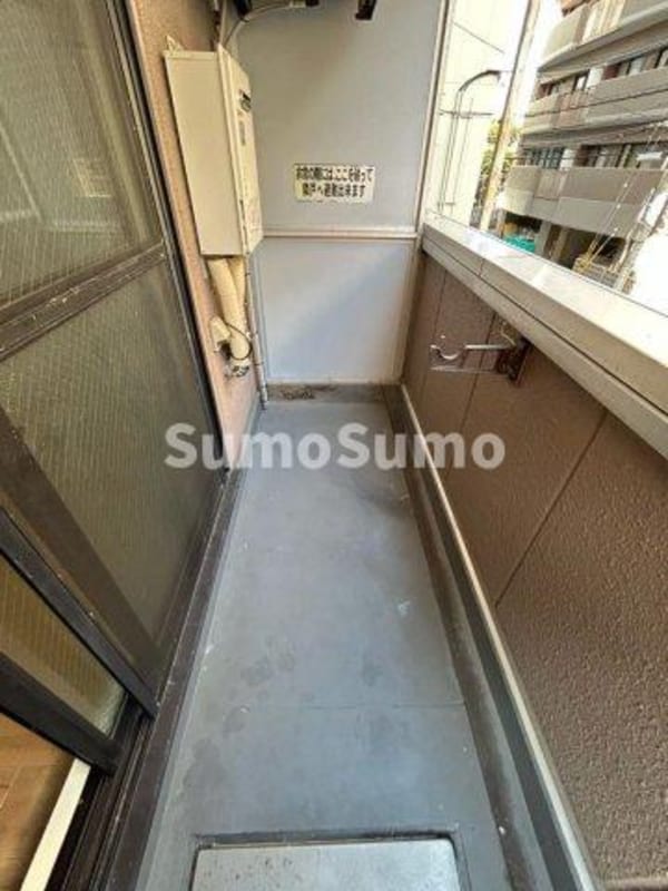 バルコニー(広々としたバルコニーです)