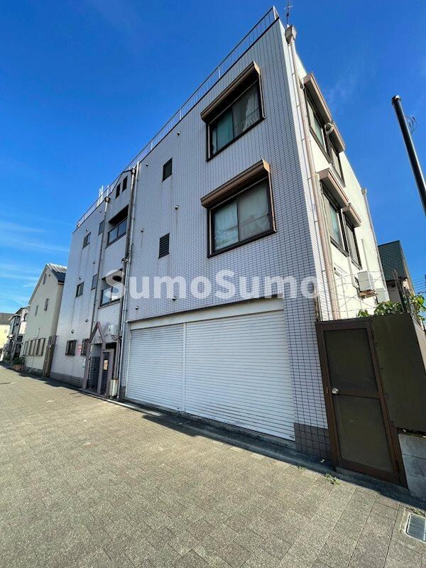 物件外観写真1　(きれいな外観です)