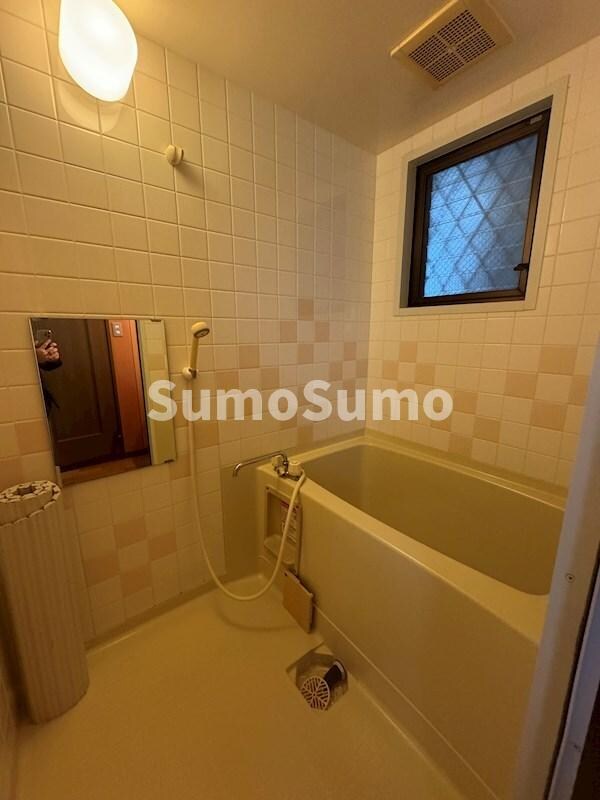 物件内観写真17　(ゆったり過ごせるお風呂です)