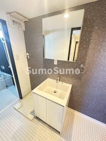 物件内観写真8　(使いやすい洗面所です)