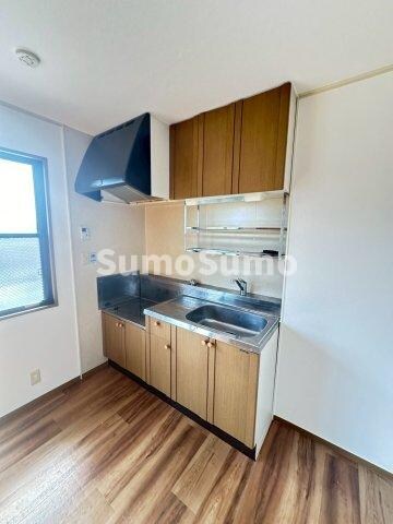 物件内観写真6　(お料理しやすいキッチンです)