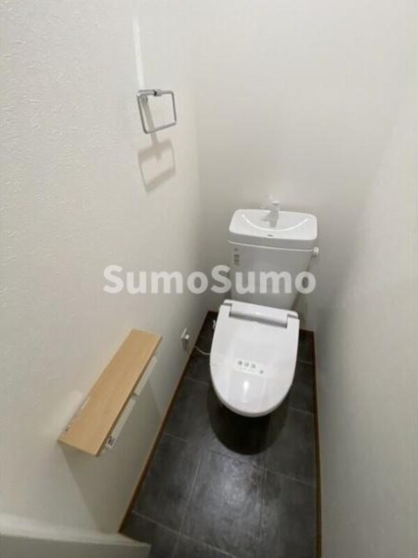 トイレ(シンプルで使いやすいトイレです)