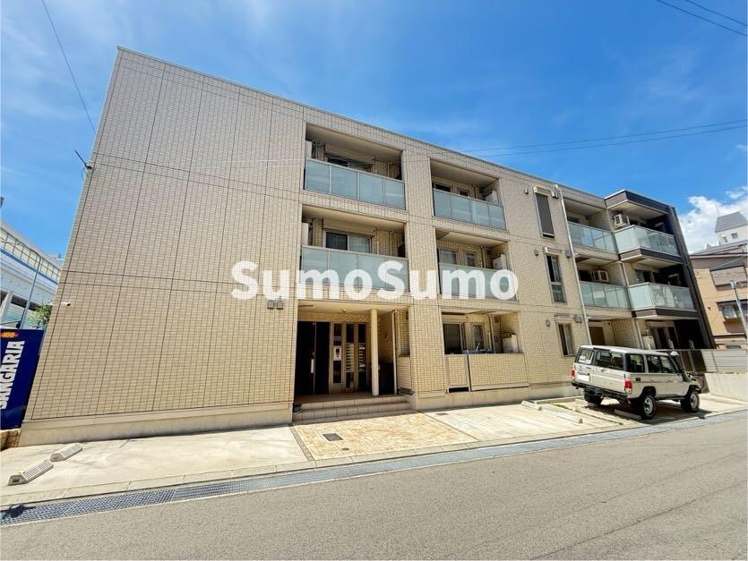 物件外観写真4　(外観もきれいです)