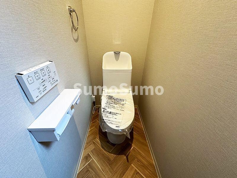 物件内観写真9　(落ち着いたトイレです)