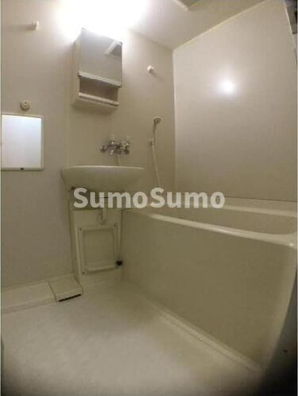 浴室(お風呂で日々の疲れを落としましょう)