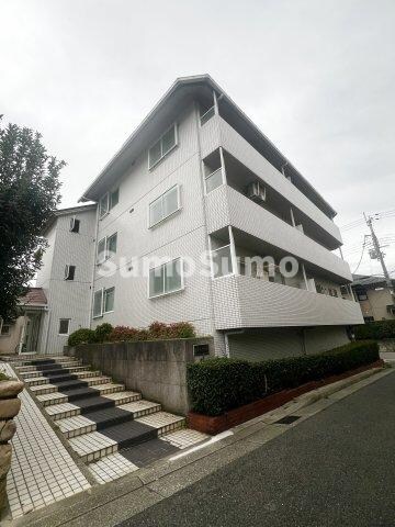 物件外観写真3　(物件の外観です)