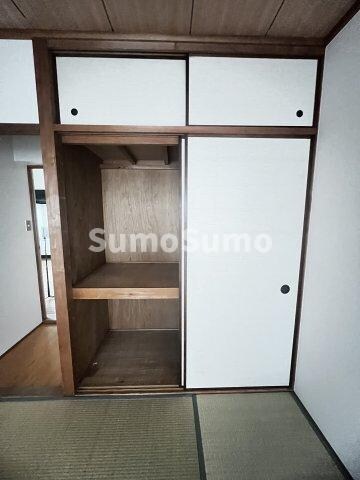 物件内観写真11　(収納スペース豊富です)