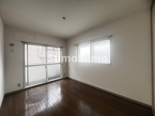 物件内観写真13　(ゆったり過ごせるリビングです)