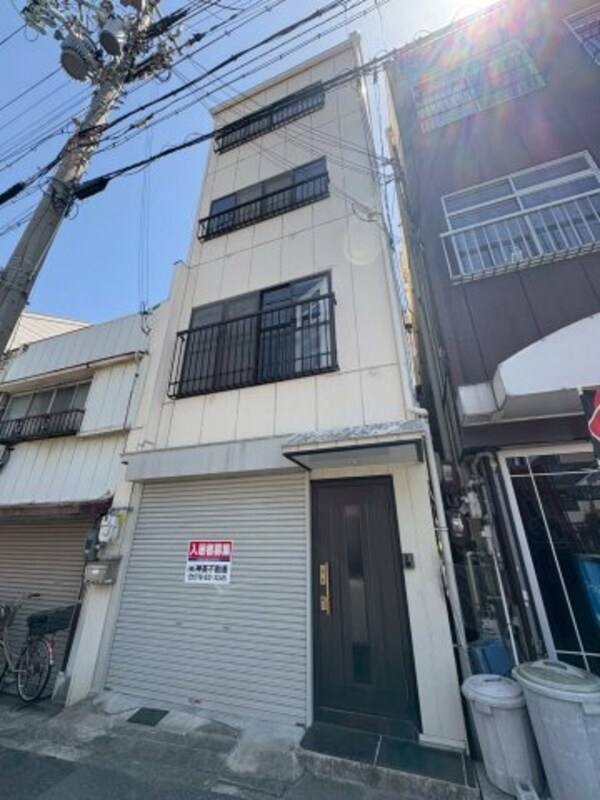 外観(落ち着いた雰囲気の外観です)