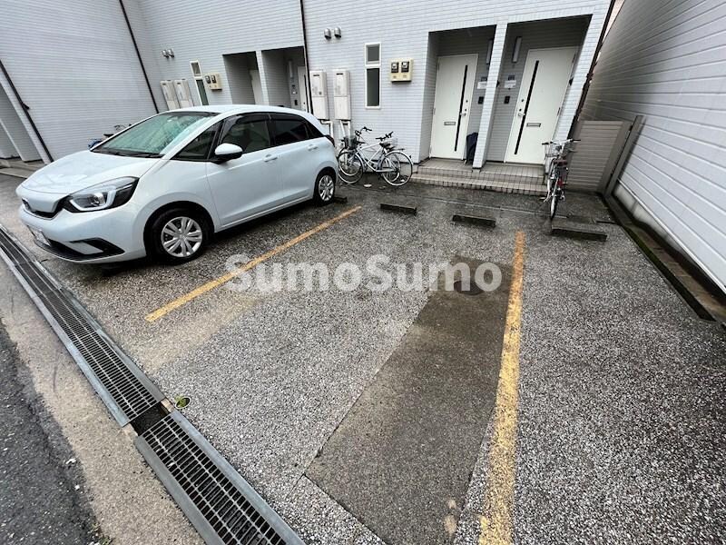 物件外観写真2　(外はこのようになっています)