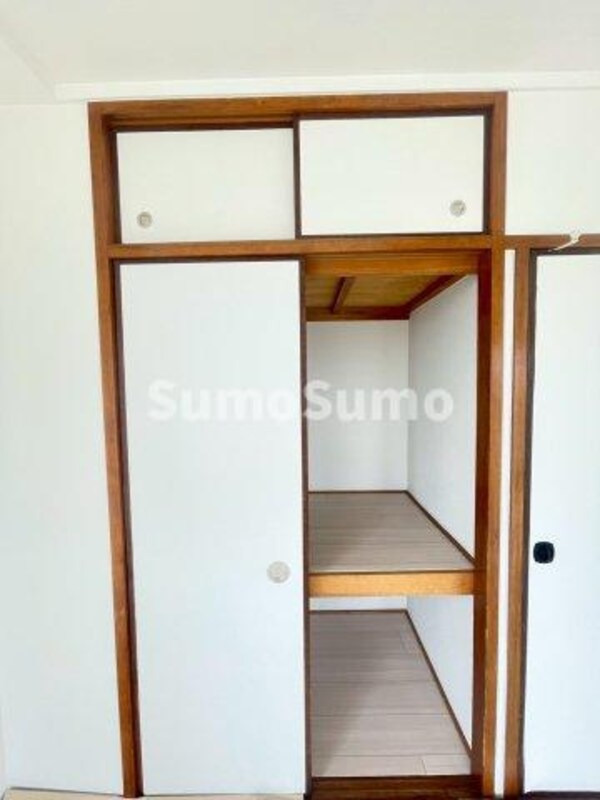 収納(便利な収納スペースです)