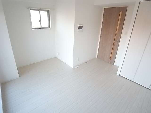 物件内観写真8　(寝室です)