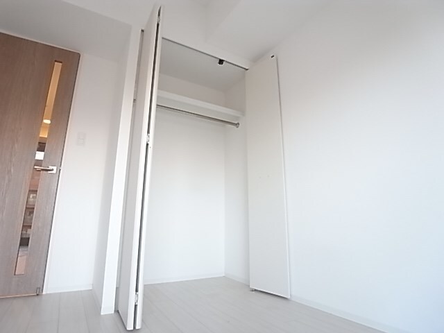 物件内観写真13　(便利な収納スペースです)