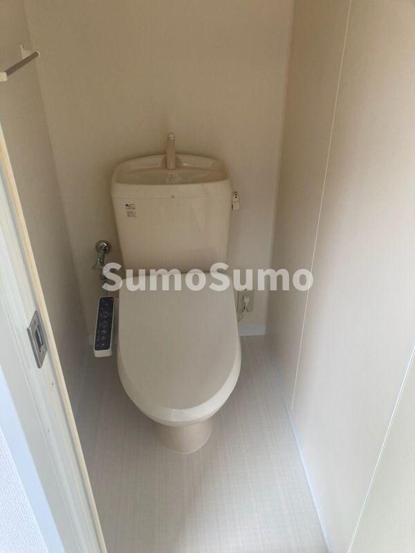 物件内観写真10　(落ち着いたトイレです)