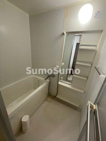 物件内観写真7　(お風呂です)