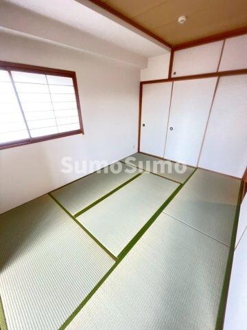 物件内観写真6　(和室があると落ち着いた雰囲気になりますね)