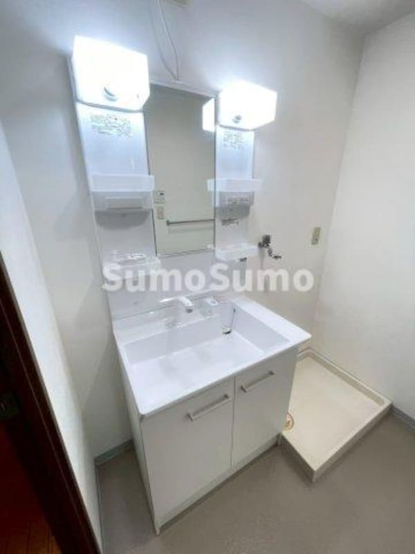 洗面・脱衣所(広い洗面スペース)