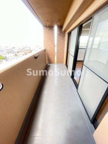 物件内観写真14　(広々としたバルコニーです)