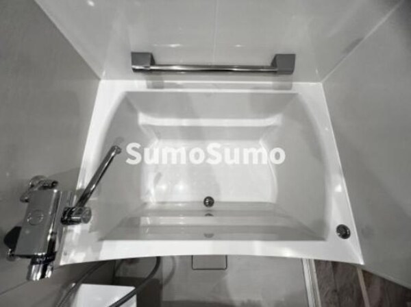 浴室(お風呂で日々の疲れを落としましょう)