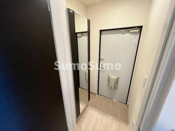 玄関(明るい玄関です)