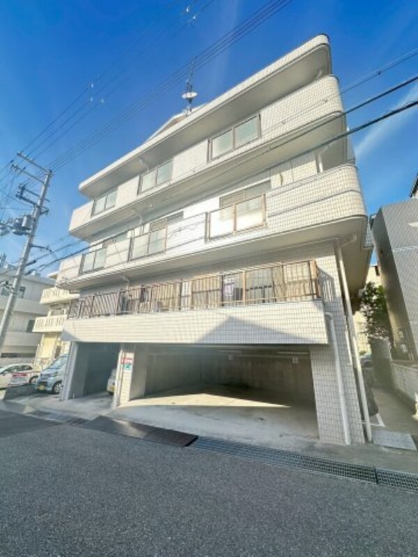 外観(落ち着いた雰囲気の外観です)