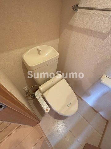 物件内観写真6　(落ち着いたトイレです)