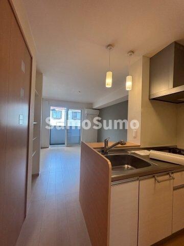 物件内観写真19　(ゆったりとした居間です)