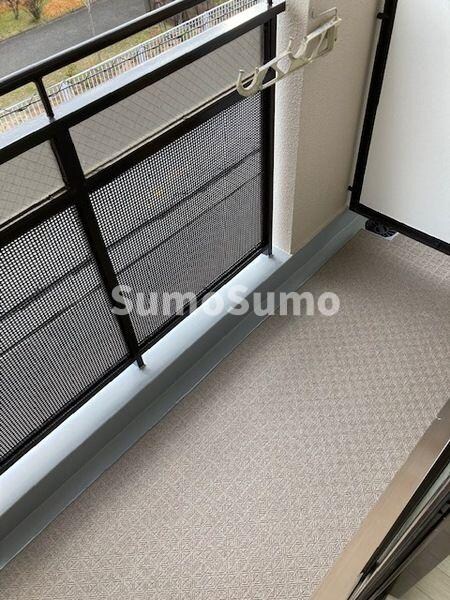 物件内観写真13　(バルコニー付きです)