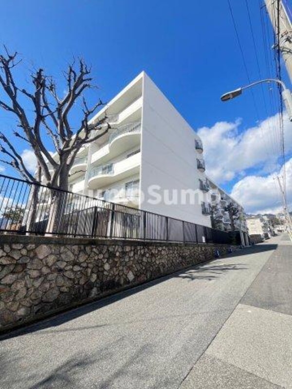 エントランス(エントランスです)