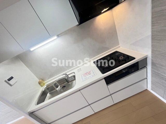 物件内観写真22　(コンパクトなキッチンで掃除もラクラク)