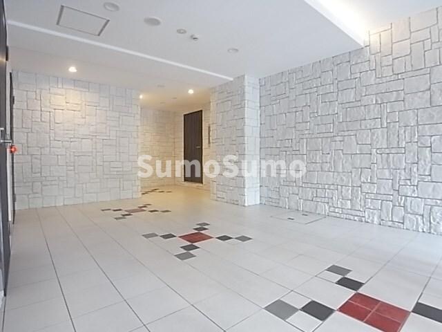 物件外観写真3　(建物の内部です)