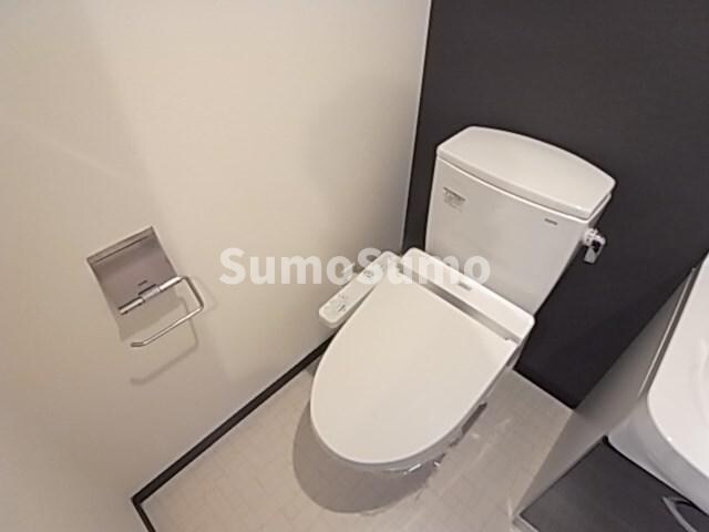物件内観写真11　(コンパクトで使いやすいトイレです)