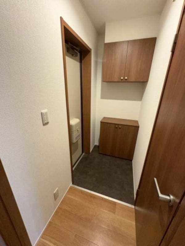 玄関(玄関です)