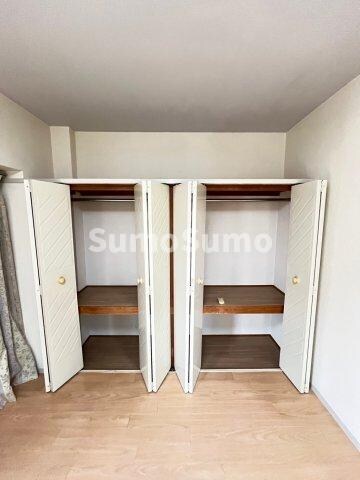 物件内観写真24　(小物を収納するのに便利です)