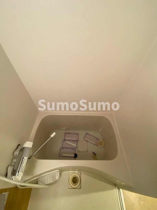 浴室(お風呂で日々の疲れを落としましょう)