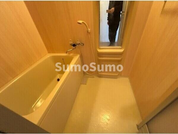 物件内観写真7　(コンパクトで使いやすいお風呂です)