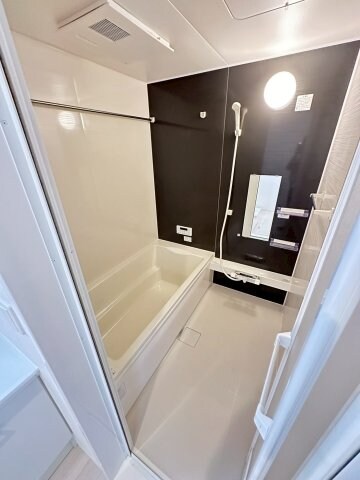 物件内観写真13　(お風呂で日々の疲れを落としましょう)