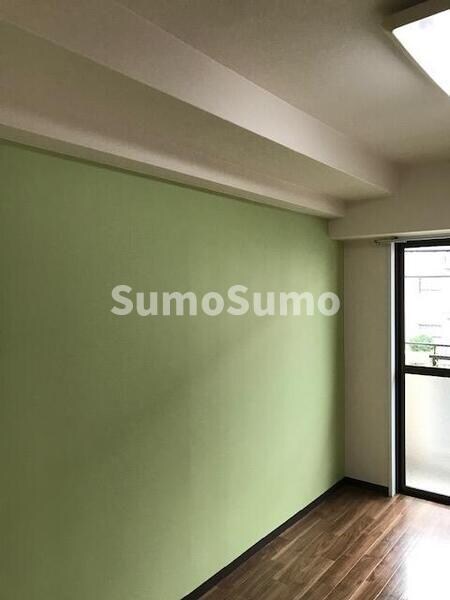 物件内観写真7　(ゆったり過ごせるリビングです)