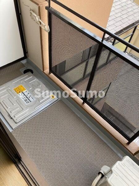 物件内観写真12　(外からの目が気にならないバルコニーで洗濯物が干せます)