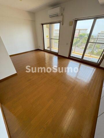 物件内観写真21　(ゆったり過ごせる居間です)