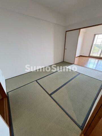 物件内観写真22　(落ち着いた雰囲気の和室付きです)