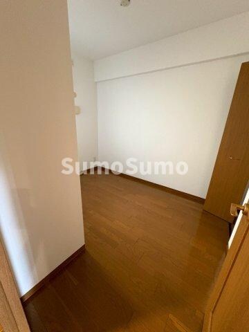 物件内観写真25　(スタンダードな洋室です)