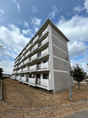 新多聞第３住宅２１１号棟外観写真