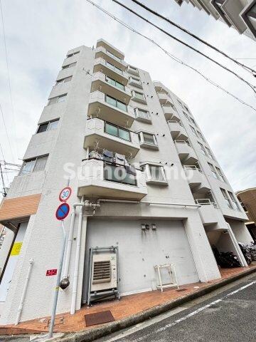 物件外観写真1　(きれいな外観です)