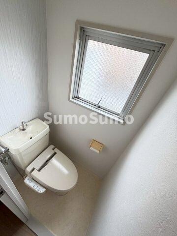 物件内観写真9　(トイレもきれいです)