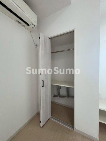 物件内観写真21　(便利な収納スペースです)