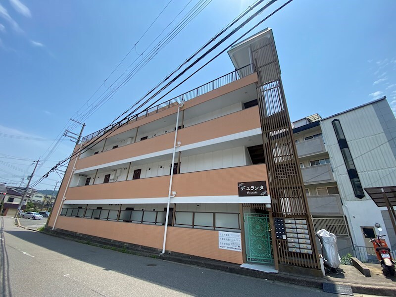 物件外観写真1　(外観も気になるポイント)